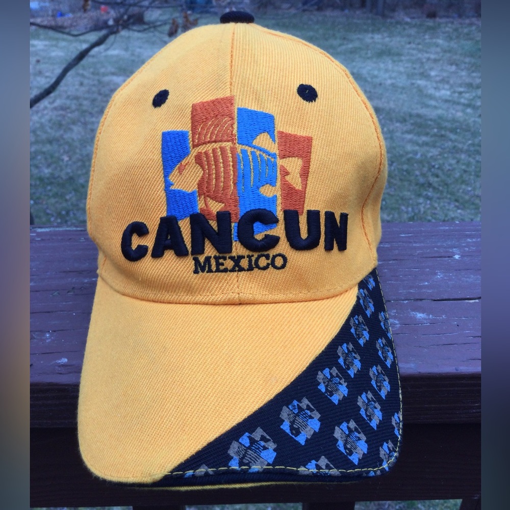 Baseball hat with Velcro closure